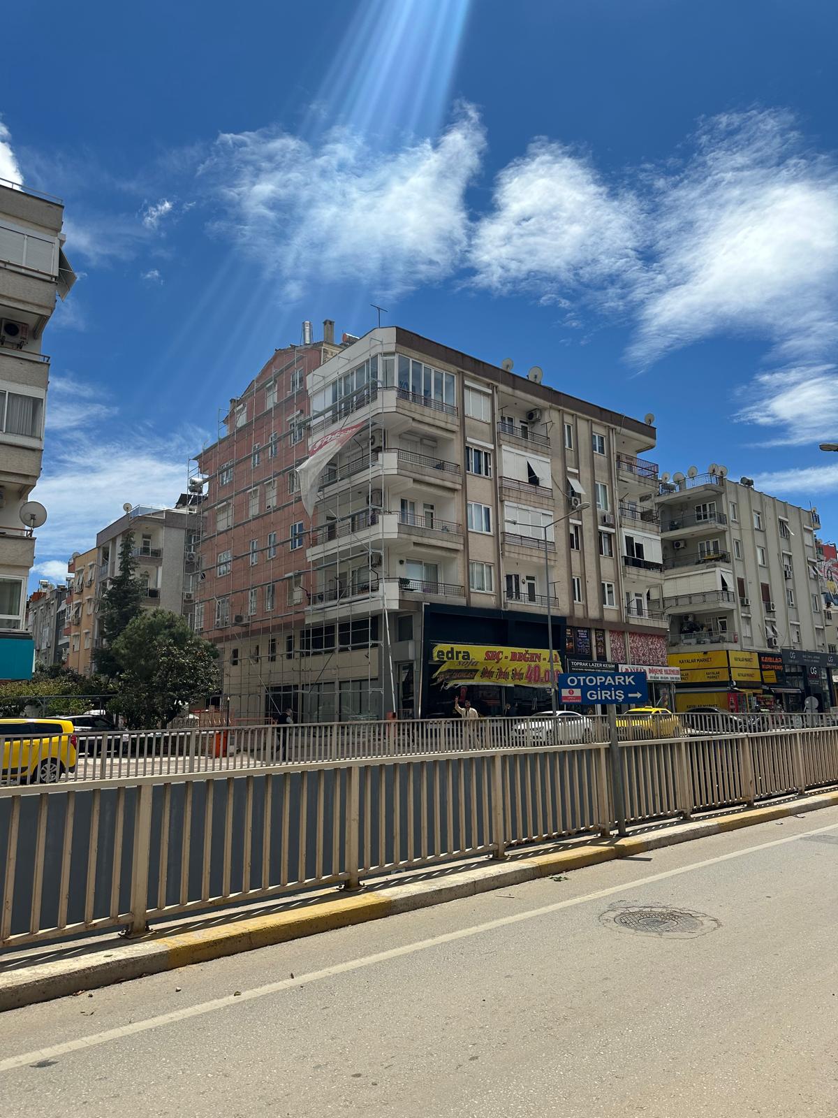 Muratpaşa Mahallesi Birlik Apartmanı
